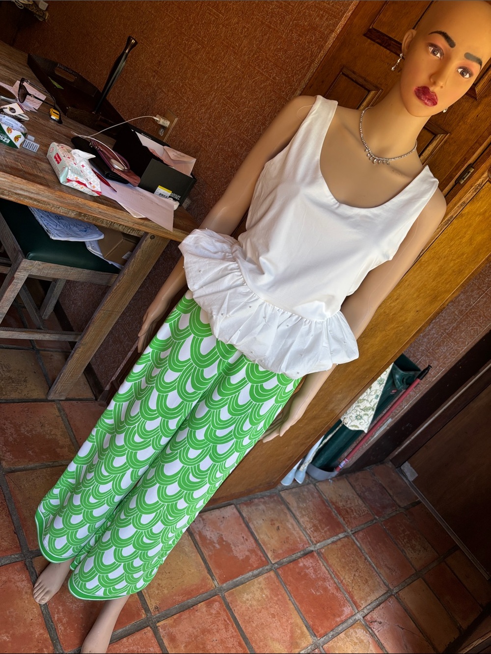 Green Scallop-Pattern Wide Leg Pants each item sold separate - Picture 7 of 8